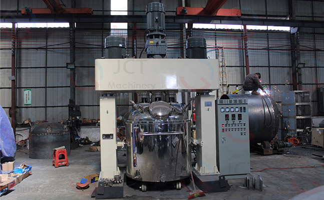 triple shaft mixer