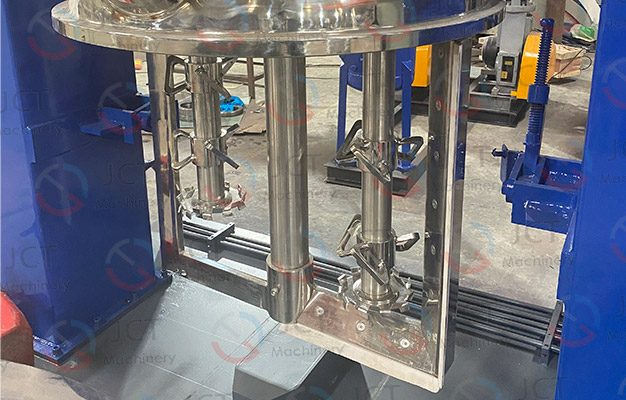 triple shaft mixer blade